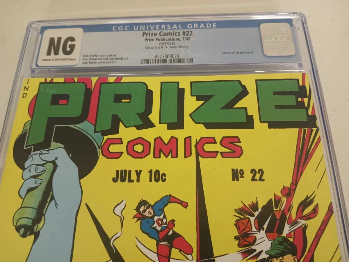 Prize Comics #22 Prize Publications 1942 CGC WW2 Statue of Liberty
